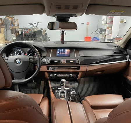 BMW Seria 5 cena 61000 przebieg: 256000, rok produkcji 2014 z Żychlin małe 154